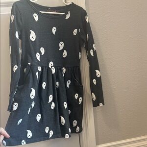 Cat & Jack Charcoal Ghost Print Kids Dress size kids small 6/6x